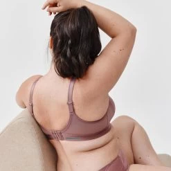 Kalenji Brassière Bretelles Croisables Maintien Fort Femme - Taupe -Magasin De Plein Air brassiere bretelles croisables maintien fort femme taupe 4