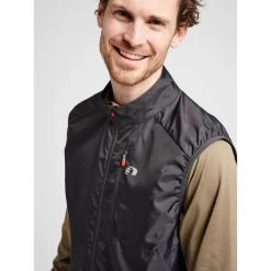 Newline Gilet Men Packable Tech Gilet -Magasin De Plein Air newline gilet men packable tech gilet 3
