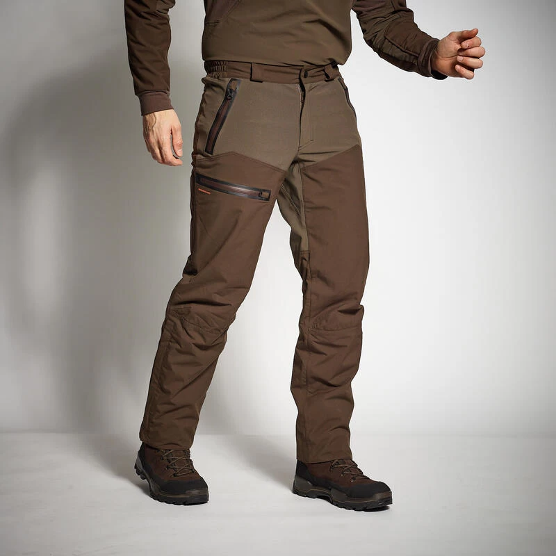 PANTALON CHASSE IMPERMÉABLE RENFORT MARRON 900 BÉCASSE 1 PANTALON CHASSE IMPERMÉABLE RENFORT MARRON 900 BÉCASSE