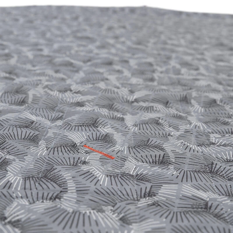 Quechua PLAID CONFORT ISOLANT - PIÈCE DÉTACHÉE POUR LA TENTE AIR SECONDS 4.2 POLYCOTON 6 Quechua PLAID CONFORT ISOLANT - PIÈCE DÉTACHÉE POUR LA TENTE AIR SECONDS 4.2 POLYCOTON – Image 6