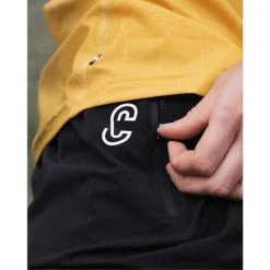 Short De Trail Maratrail Homme - Fabriqué En France -Magasin De Plein Air short de trail maratrail homme fabrique en france 2