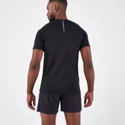 T-shirt De Running Sans Couture Homme - KIPRUN Run 500 Confort Noir 9 T-shirt De Running Sans Couture Homme - KIPRUN Run 500 Confort Noir -Magasin De Plein Air t shirt de running sans couture homme kiprun run 500 confort noir 2