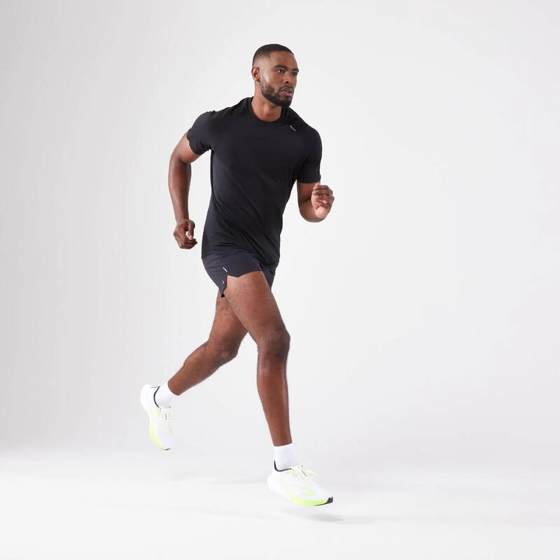T-shirt De Running Sans Couture Homme - KIPRUN Run 500 Confort Noir 6 T-shirt De Running Sans Couture Homme - KIPRUN Run 500 Confort Noir – Image 6