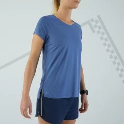 T-shirt Running Léger Femme - KIPRUN Run 900 Light Bleu Ardoise -Magasin De Plein Air t shirt running leger femme kiprun run 900 light bleu ardoise 2