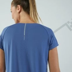 T-shirt Running Léger Femme - KIPRUN Run 900 Light Bleu Ardoise -Magasin De Plein Air t shirt running leger femme kiprun run 900 light bleu ardoise 3