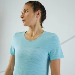 T-shirt Running Sans Couture Femme - KIPRUN Run 500 Confort Bleu Ciel -Magasin De Plein Air t shirt running sans couture femme kiprun run 500 confort bleu ciel 3